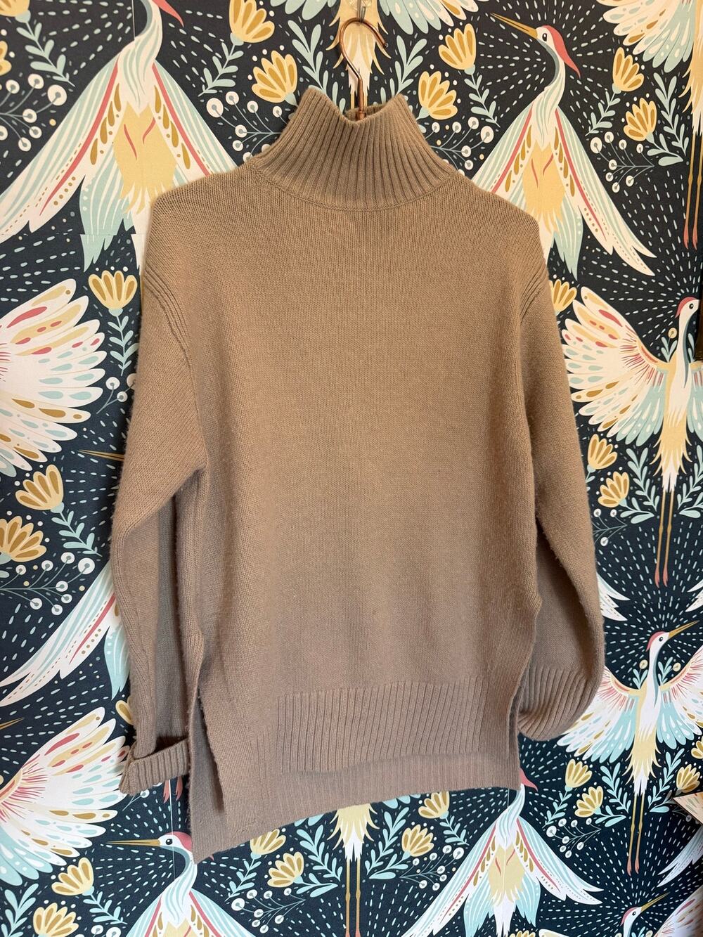 H&M taupe long lone sweater XS